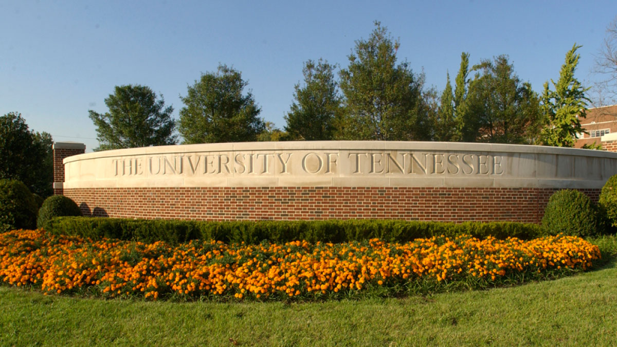 Institute of Agriculture campus entrance