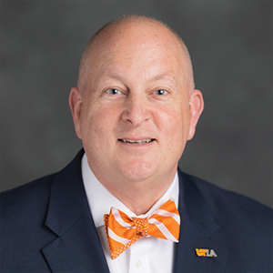 Keith Carver headshot