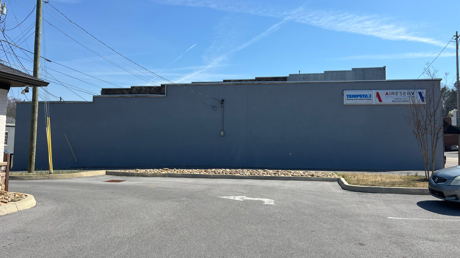 Newport ‘Everywhere You Look, UT’ Mural Symbolizes UT’s Strong Presence in Cocke County