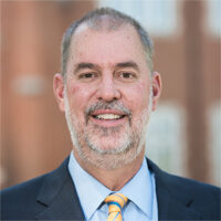 Robert Dooley headshot