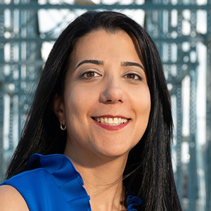Mina Sartipi headshot