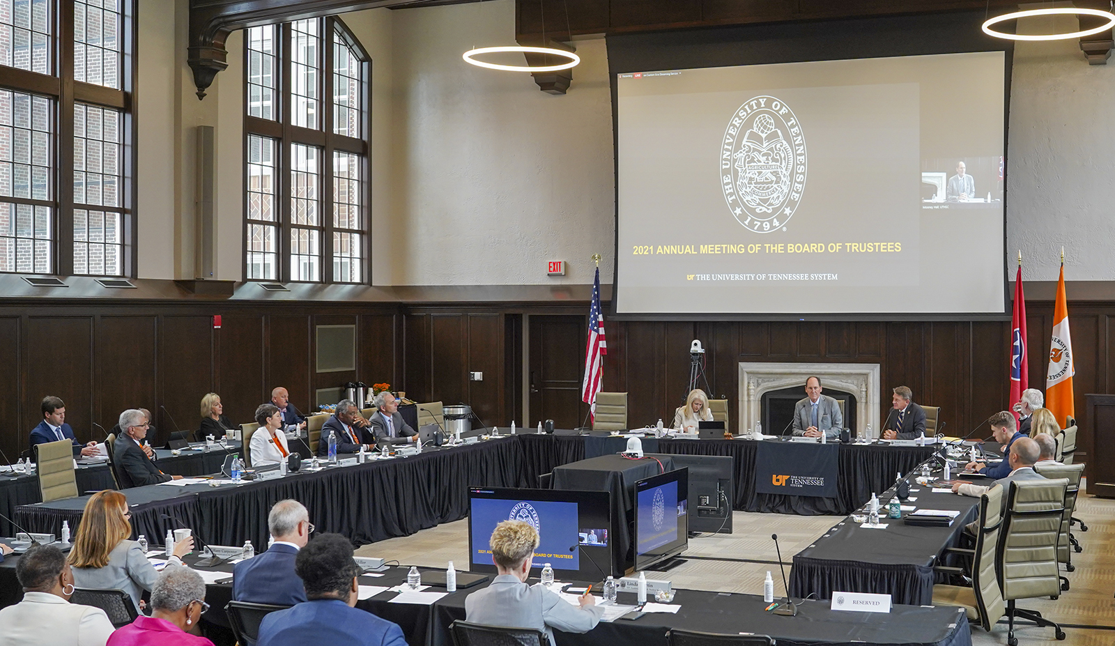 UT Board of Trustees Approves Annual Budget, Sets Tuition