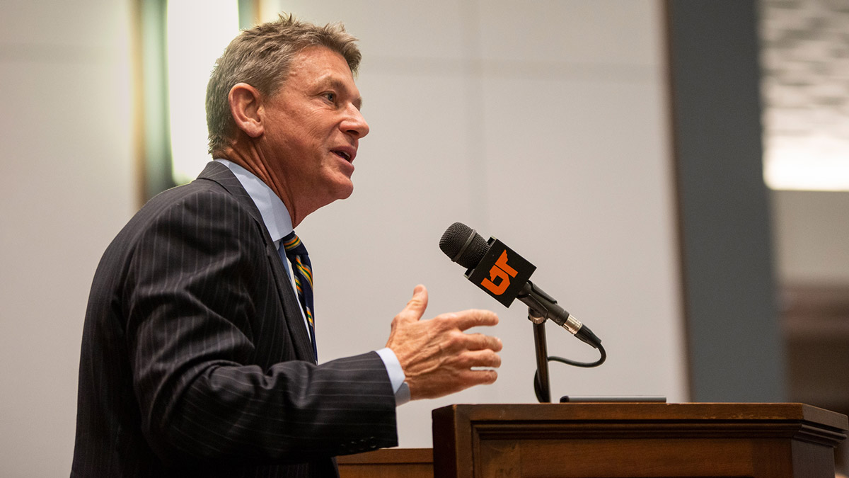 UT Continues Work on Reunification, Research Institute