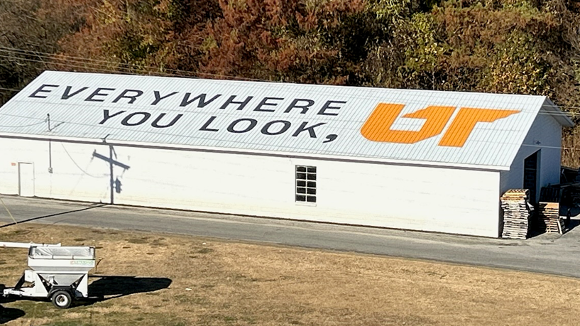 48th ‘Everywhere You Look, UT’ Mural Directs Message Skyward, First Mural in Campaign Designed for Air Travelers Completed in Jackson