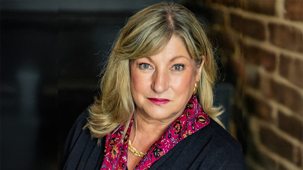 Lori Bruce headshot.