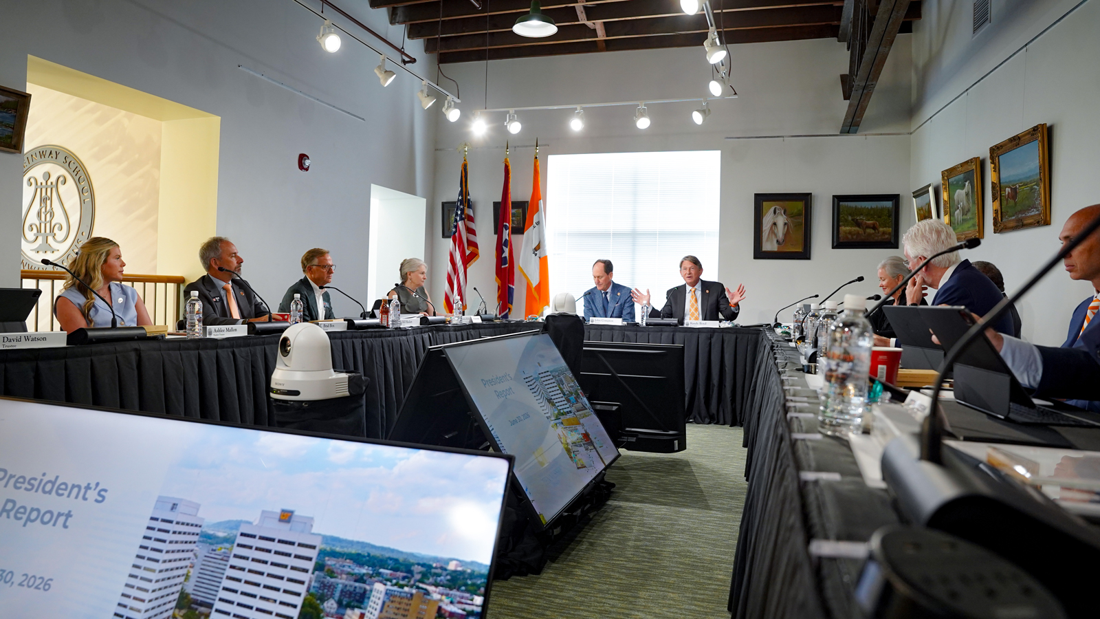 UT Board of Trustees Approves Reduced-Credit Undergraduate Degrees, Operating Budget